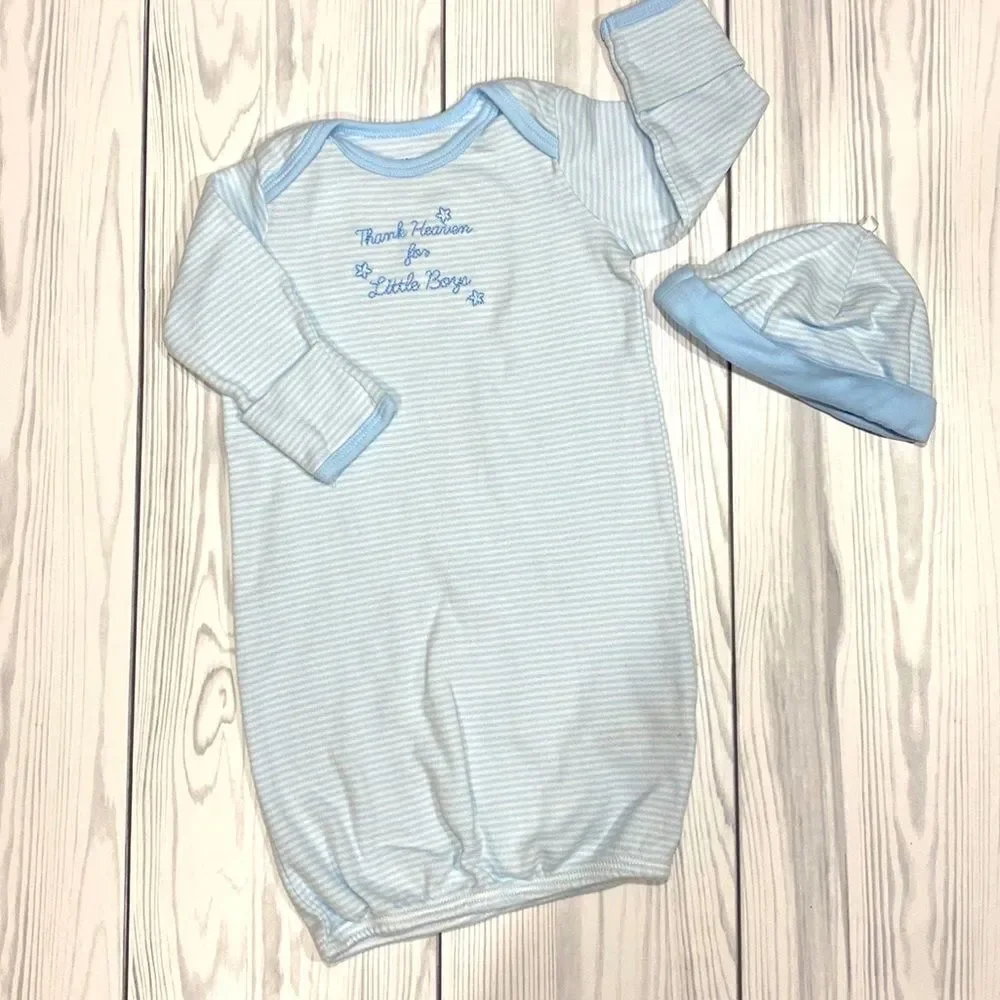 Infant Sleep Bundle NWOT Gown with Hat and Swaddle Me Swaddle